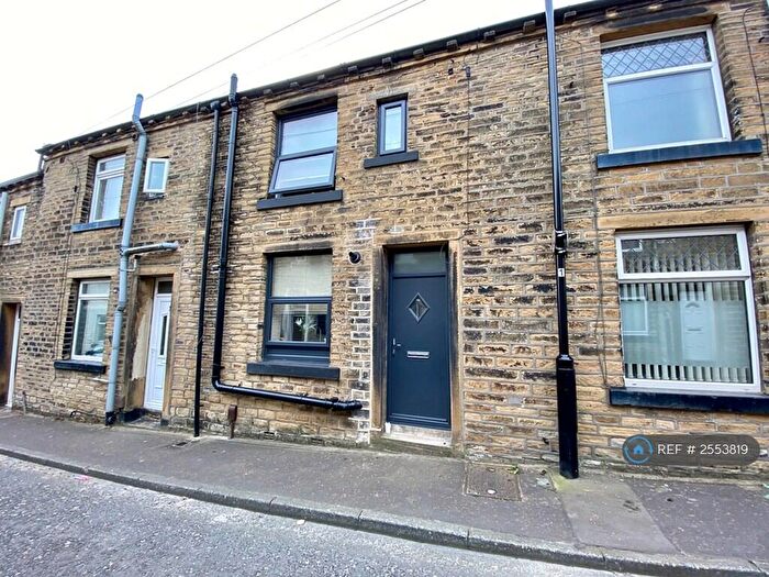 2 Bedroom Terraced House To Rent In Thomas Street West, Halifax, HX1