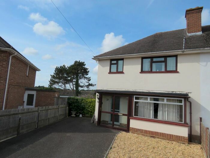 3 Bedroom Semi-Detached House To Rent In Queen Elizabeth Avenue, Lymington, SO41