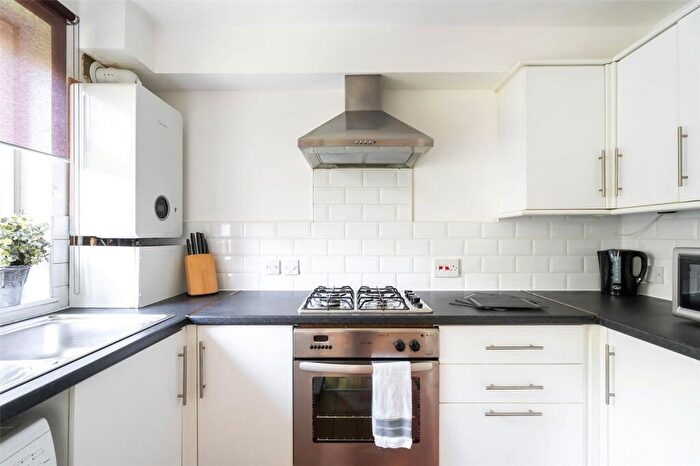 1 Bedroom Flat To Rent In Heriot Hill Terrace, Edinburgh, EH7