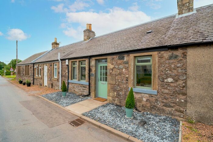 1 Bedroom Cottage For Sale In Main Street, Foodieash, KY15