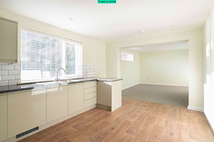 2 Bedroom Flat To Rent In Flat, - Snargate Street, Dover, CT17