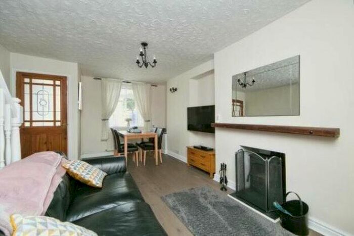 2 Bedroom End Of Terrace House To Rent In Lon Abererch, Pwllheli, LL53