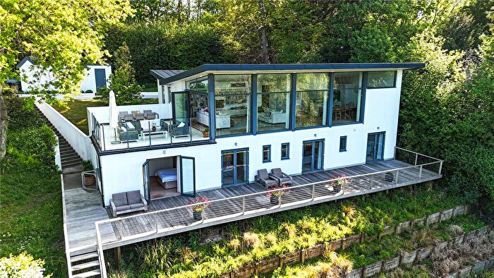4 Bedroom Detached House For Sale In Reigate Road, Betchworth, Surrey, RH3