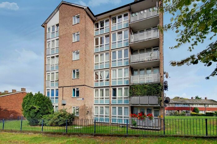 2 Bedroom Flat To Rent In Tulse Hill, Tulse Hill, London, SW2