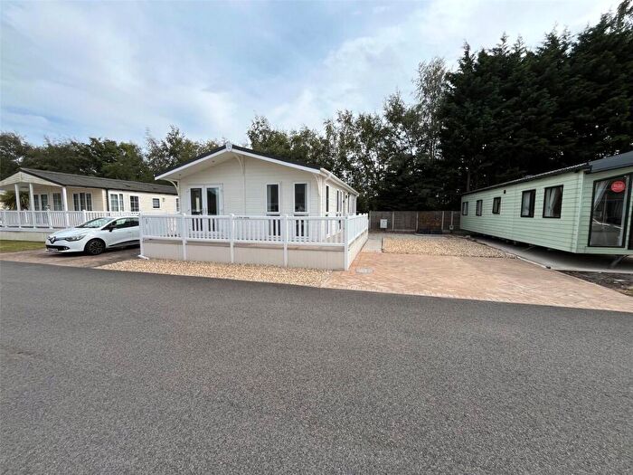 2 Bedroom Detached House For Sale In The Drive, Brookland Park, Gravel Lane, Banks, Southport, PR9