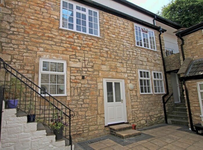 1 Bedroom Flat To Rent In Bridge Street, Bradford-On-Avon, BA15