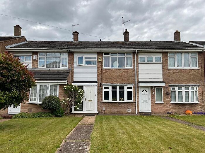 3 Bedroom Terraced House For Sale In Cormorant Walk, Hornchurch, Essex, RM12