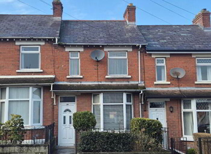 3 Bedroom Terrace House For Sale In Duncreggan Road, Derry, BT48