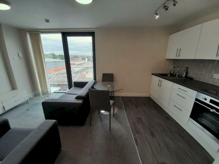 2 Bedroom Apartment To Rent In Skinner Lane, Leeds, West Yorkshire, LS7