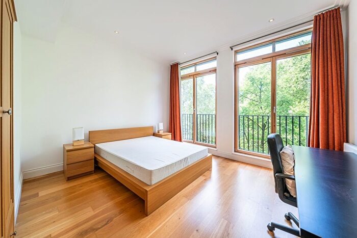 2 Bedroom Flat To Rent In Dean Ryle Street, London, SW1P