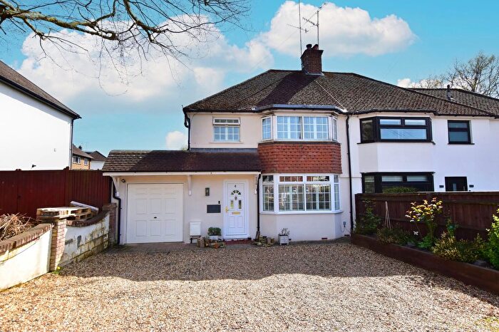 3 Bedroom Semi-Detached House For Sale In Hyde Lane, Nash Mills, HP3