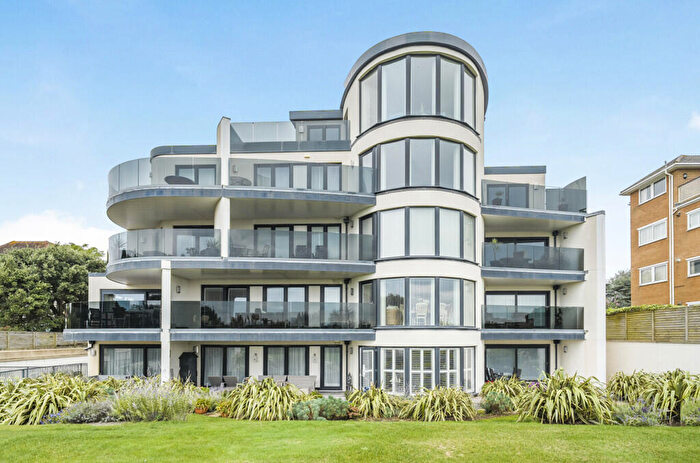 3 Bedroom Apartment For Sale In Boscombe Overcliff Drive, Bournemouth, Dorset, BH5