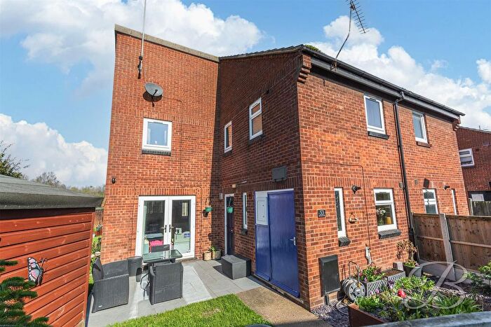 3 Bedroom End Of Terrace House For Sale In Bentinck Close, Boughton, Newark, NG22