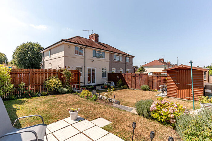 3 Bedroom Semi Detached House For Sale In Braemar Avenue, Bristol, BS7