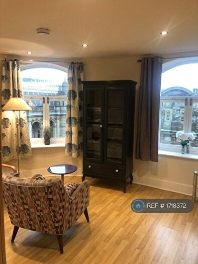 1 Bedroom Flat To Rent In Landown House, Halifax, HX1