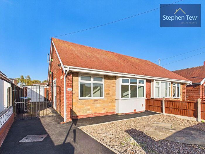 2 Bedroom Semi-Detached Bungalow For Sale In Clifton Avenue, Blackpool, FY4