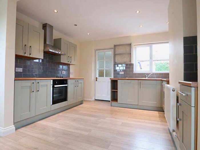 3 Bedroom Terraced House For Sale In Somerton Road, Macclesfield, SK11