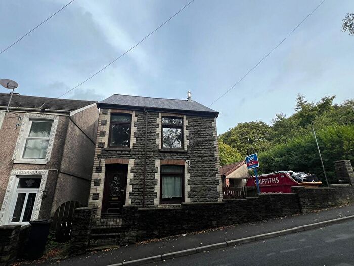 3 Bedroom Detached House For Sale In Dulais Fach Road, Tonna, Neath, Neath Port Talbot., SA10