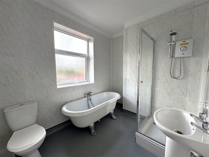 2 Bedroom End Of Terrace House To Rent In Main Street, Fulford, York, YO10