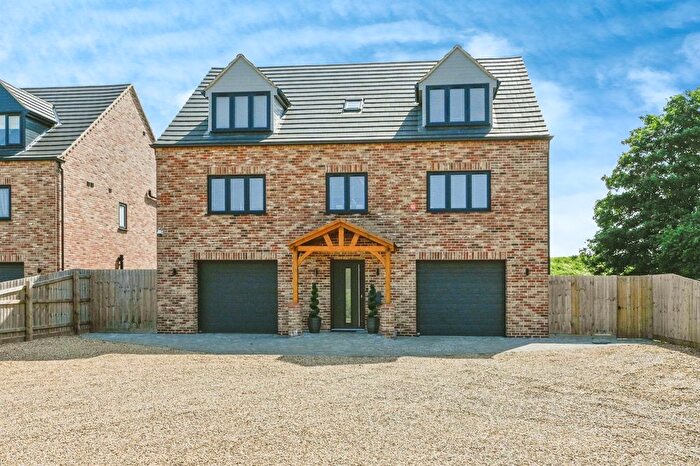4 Bedroom Detached House For Sale In Stow Road, Wiggenhall St. Mary Magdalen, King's Lynn, PE34