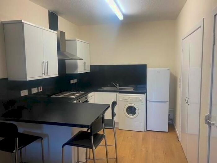 1 Bedroom Flat To Rent In Seagate, Dundee (City Centre), DD1