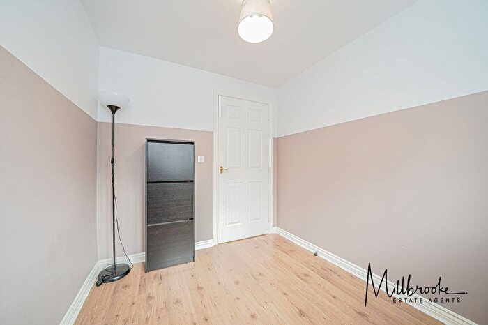 2 Bedroom Flat For Sale In Everside Close, Worsley, M28