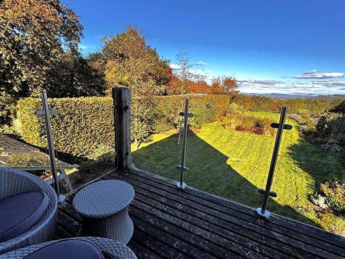 6 Bedroom Detached House For Sale In Cefn Abbey, Llanarthney, Carmarthen, SA32