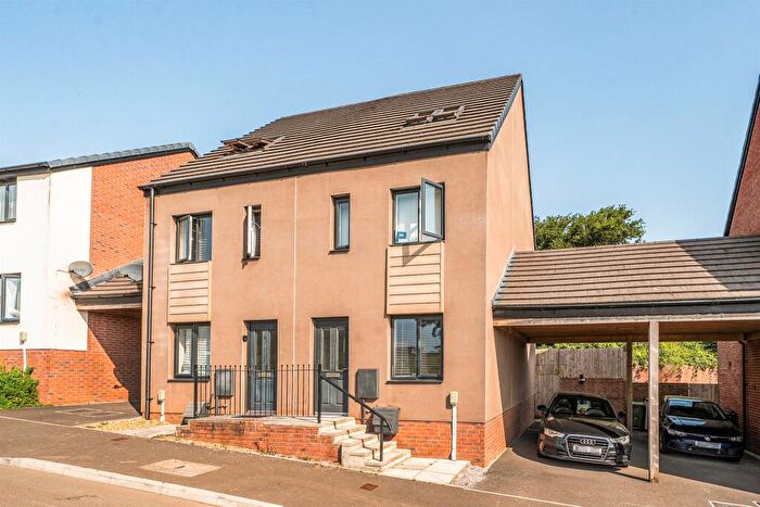 3 Bedroom Town House For Sale In Mortimer Avenue, Old St. Mellons, Cardiff, CF3