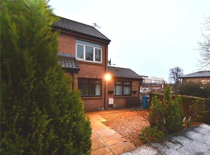 2 Bedroom End Of Terrace House To Rent In Hardgate Gardens, Shieldhall, Glasgow, G51