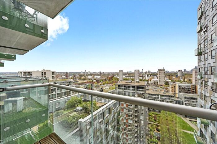 1 Bedroom Apartment To Rent In Duckman Tower, Lincoln Plaza, London, E14