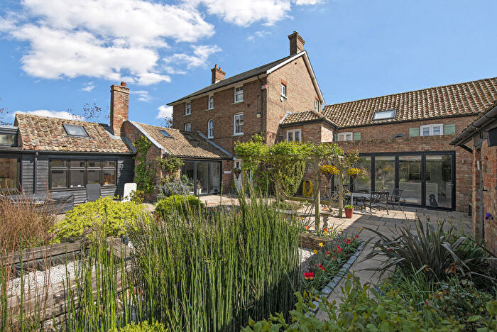 7 Bedroom Detached House For Sale In Mill Road, Wistow, Huntingdon, Cambridgeshire, PE28