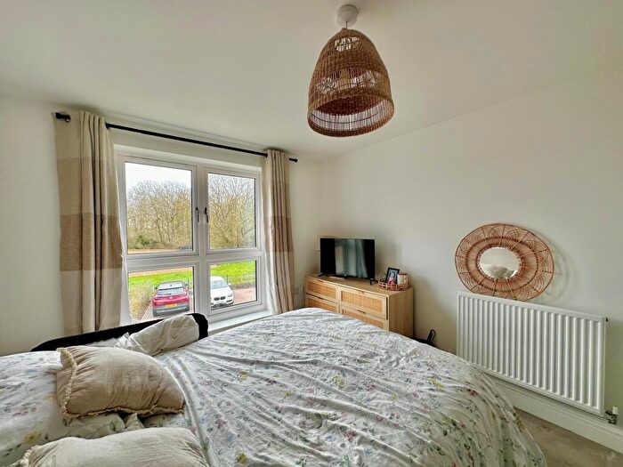 2 Bedroom Flat For Sale In Manx Road, Whitehouse, MK8