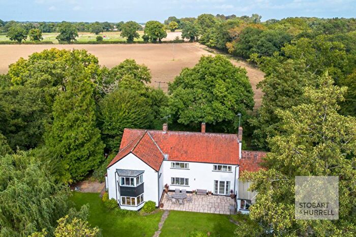 6 Bedroom Cottage For Sale In Holland Cottage, Horsefen Road, Ludham, Norfolk, NR29