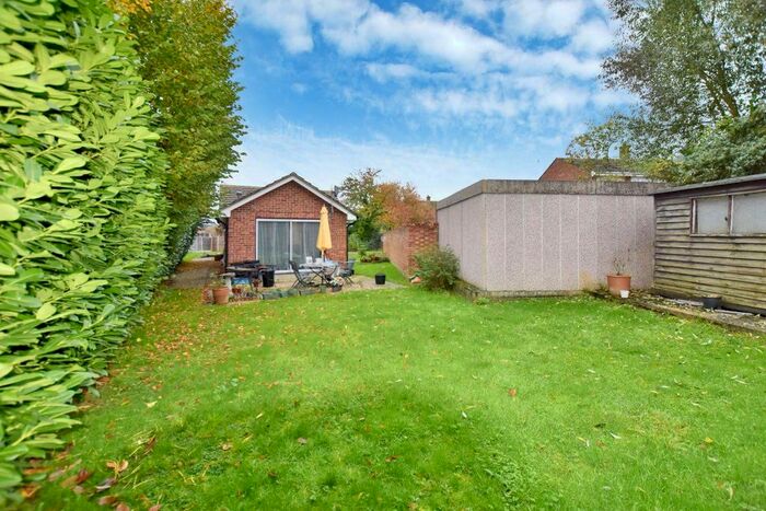 2 Bedroom Bungalow To Rent In Brunwin Road, Rayne, Braintree CM77