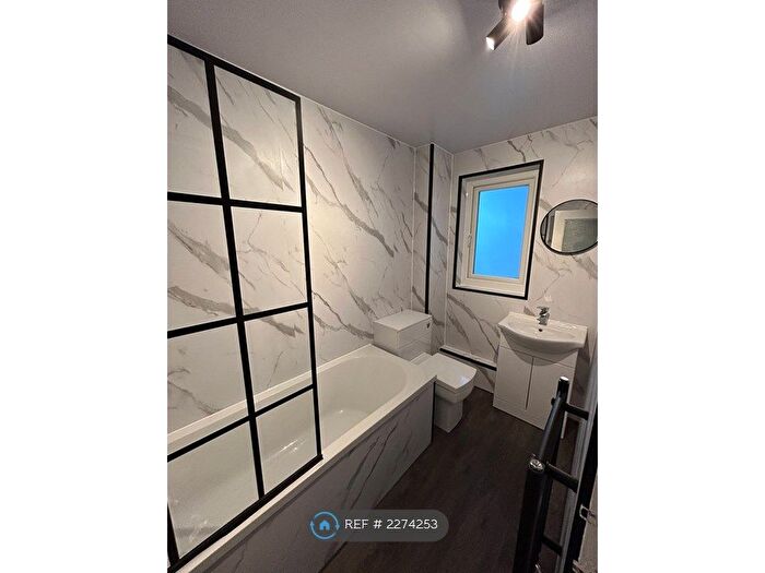 1 Bedroom Flat To Rent In Rockhampton Avenue, East Kilbride, Glasgow, G75