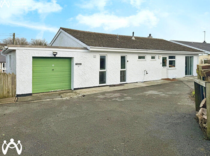 3 Bedroom Detached Bungalow For Sale In Zealand Park, Caergeiliog, Anglesey, LL65