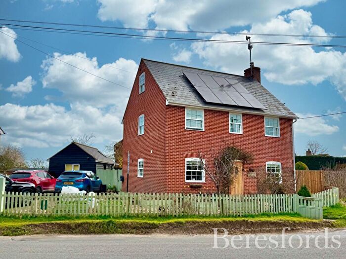 4 Bedroom Detached House For Sale In Poplar Cottages, Smythes Green, CO5