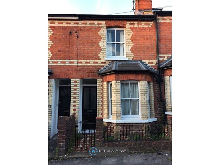 2 Bedroom Terraced House To Rent In Henry Street, Reading, RG1