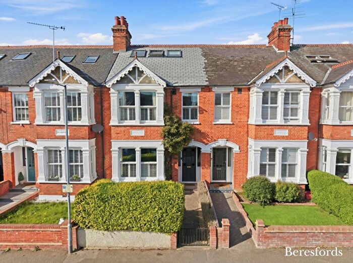 4 Bedroom Terraced House For Sale In Park Road, Brentwood, CM14