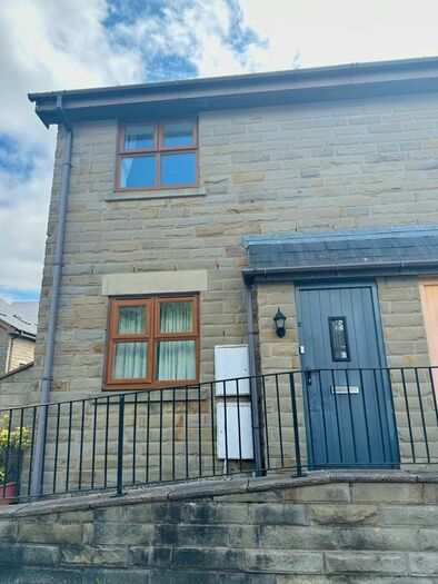 2 Bedroom Flat To Rent In Church Gardens, Longridge, Lancashire, PR3