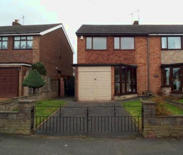 3 Bedroom Property To Rent In Broadwaters Road, Darlaston, Wednesbury, WS10