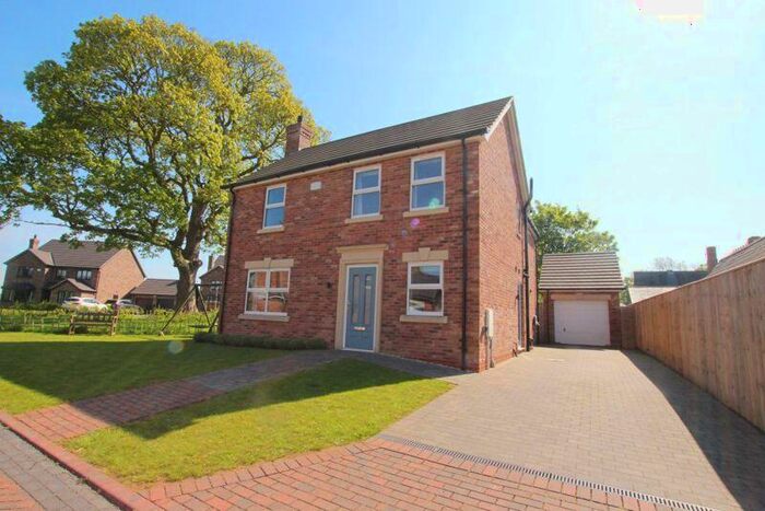 4 Bedroom Detached House For Sale In Wellington Grove, Kirmington, DN39