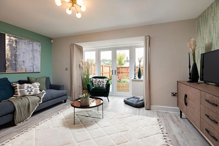 3 Bedroom Terraced House For Sale In "The Wadebridge" At Washmill Gardens, Northfleet, DA11