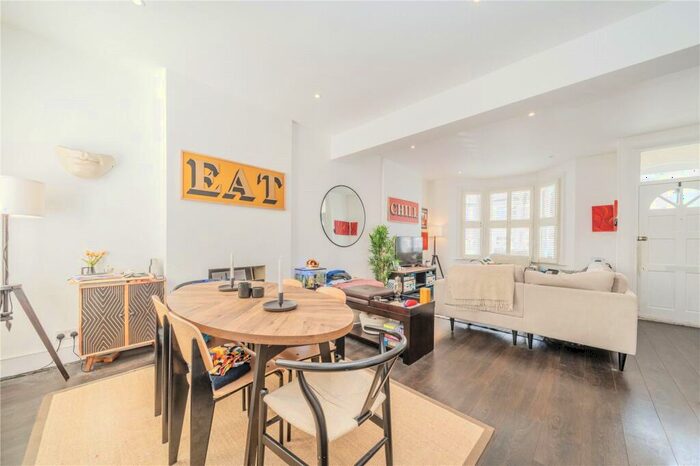 3 Bedroom House To Rent In Cavendish Road, London, SW12