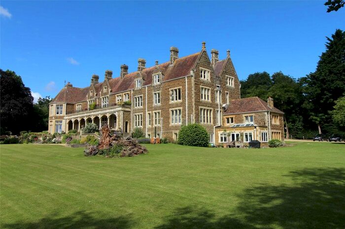 1 Bedroom Flat For Sale In Whilton Lodge, Norton, Northamptonshire, NN11