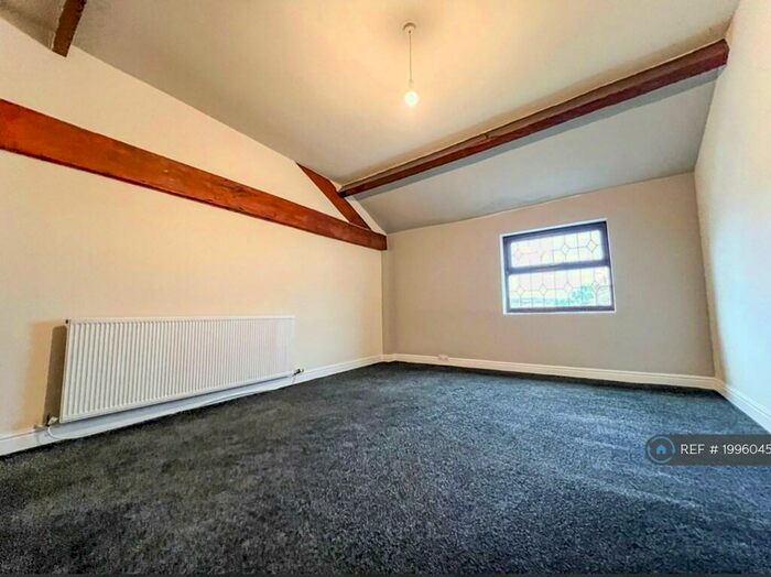 4 Bedroom Terraced House To Rent In Church Road, Bolton, BL1