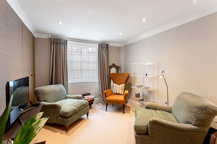 1 Bedroom Flat To Rent In Elizabeth Street, London, SW1W