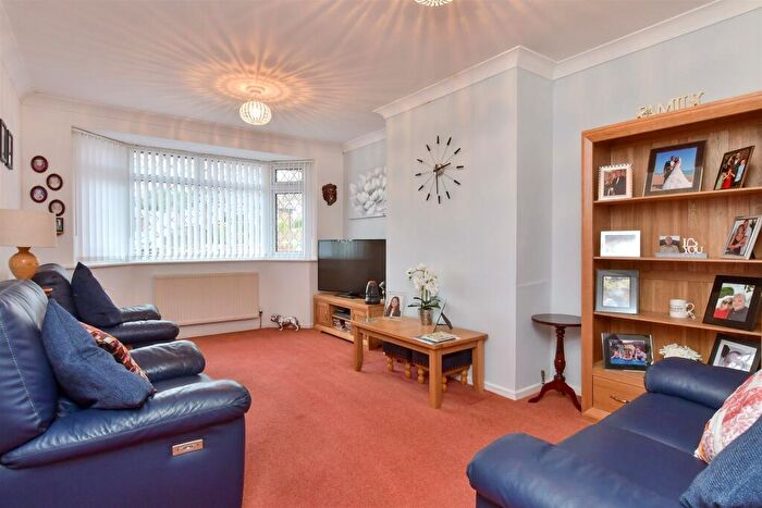 2 Bedroom Detached Bungalow For Sale In Chalkland Rise, Woodingdean, Brighton, East Sussex, BN2