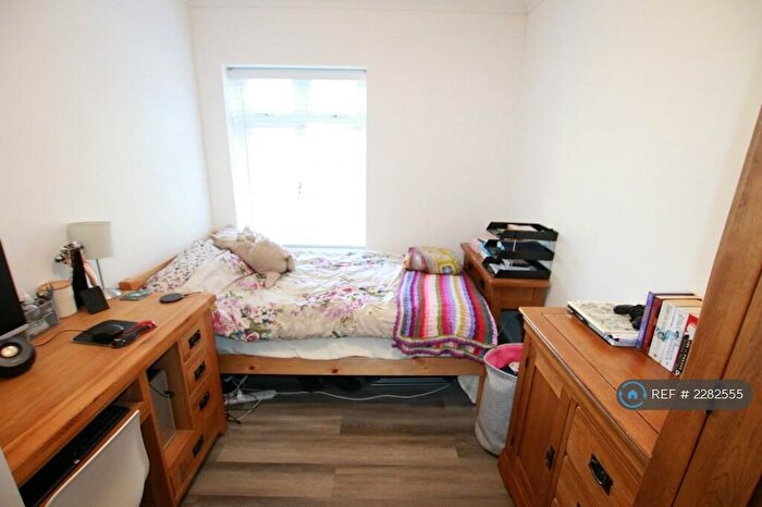 7 Bedroom Terraced House To Rent In Shinfield Road, Reading, RG2