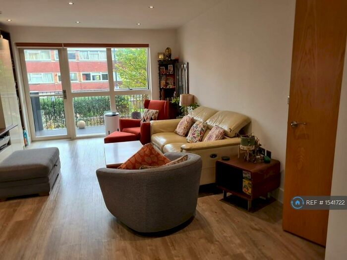 2 Bedroom Flat To Rent In Lyon Road, London, HA1